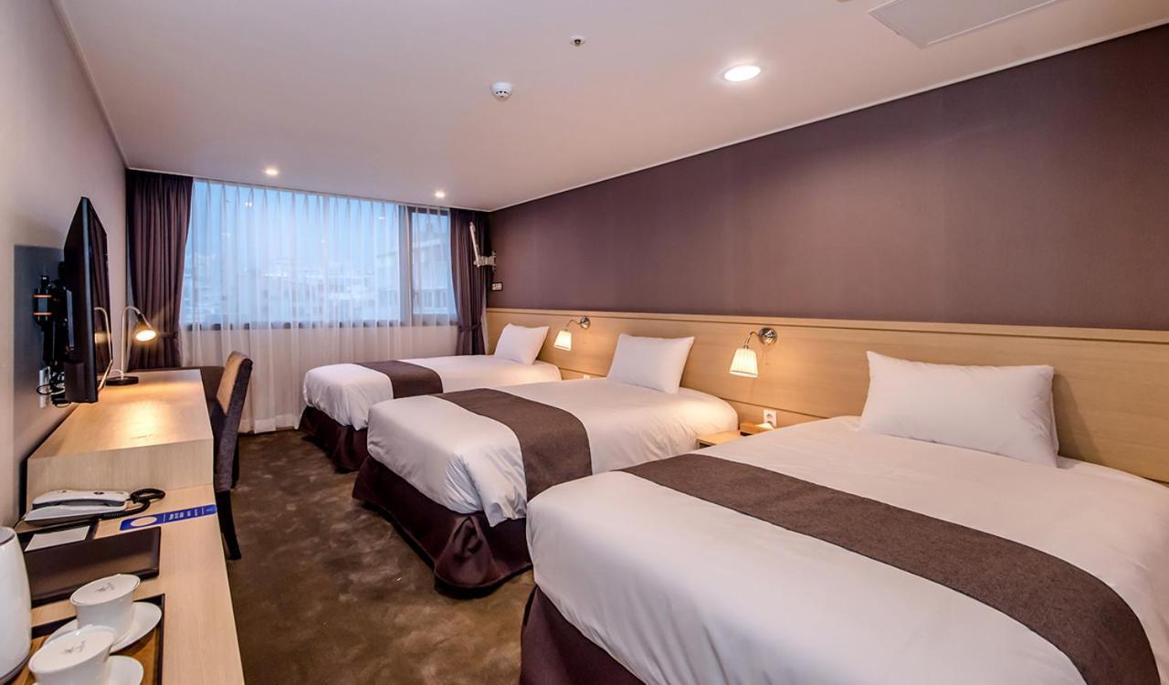 Hotel Shalom Jeju Exteriör bild